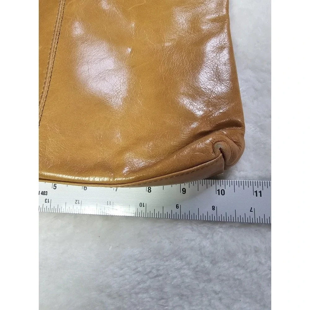 HOBO Cambel Natural Soft Polished Leather‎ Crossbody Bag Antique Brass Hardware